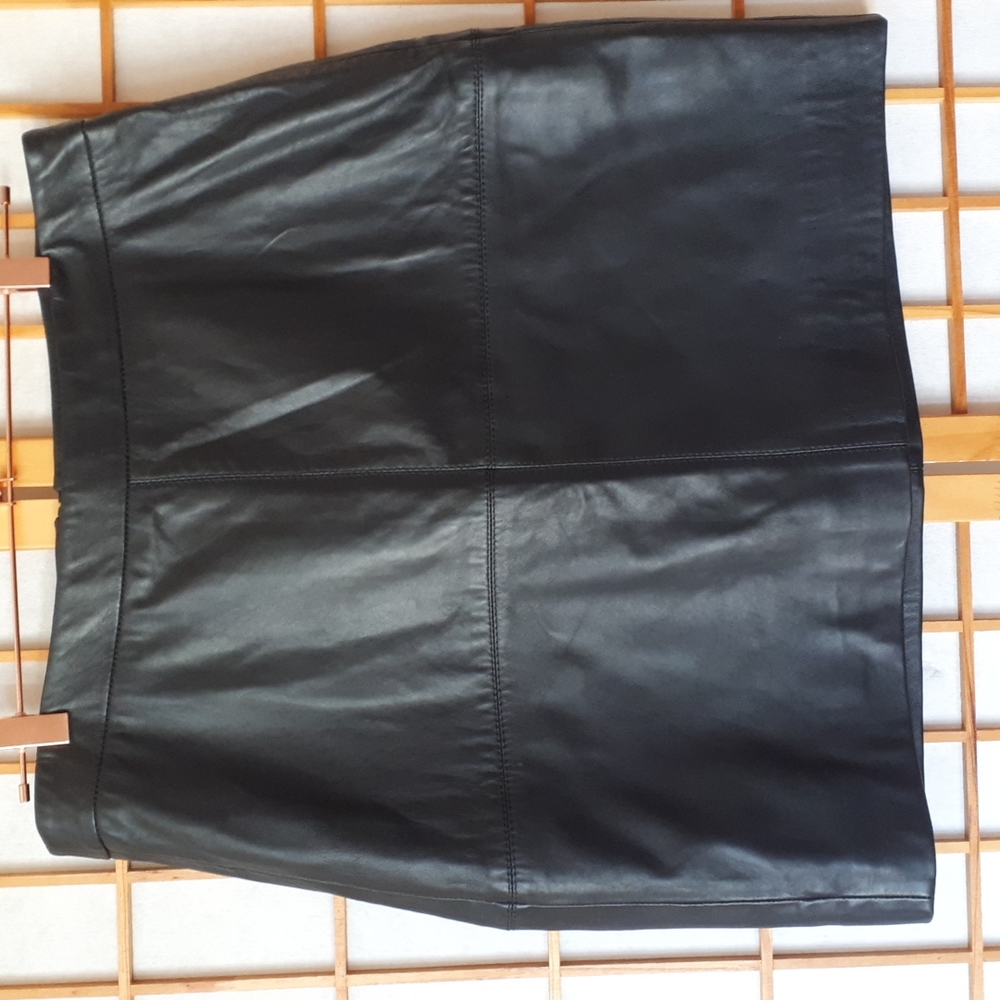 Jeanswest black genuine leather Skirt Size 14 - Picture 2 of 12